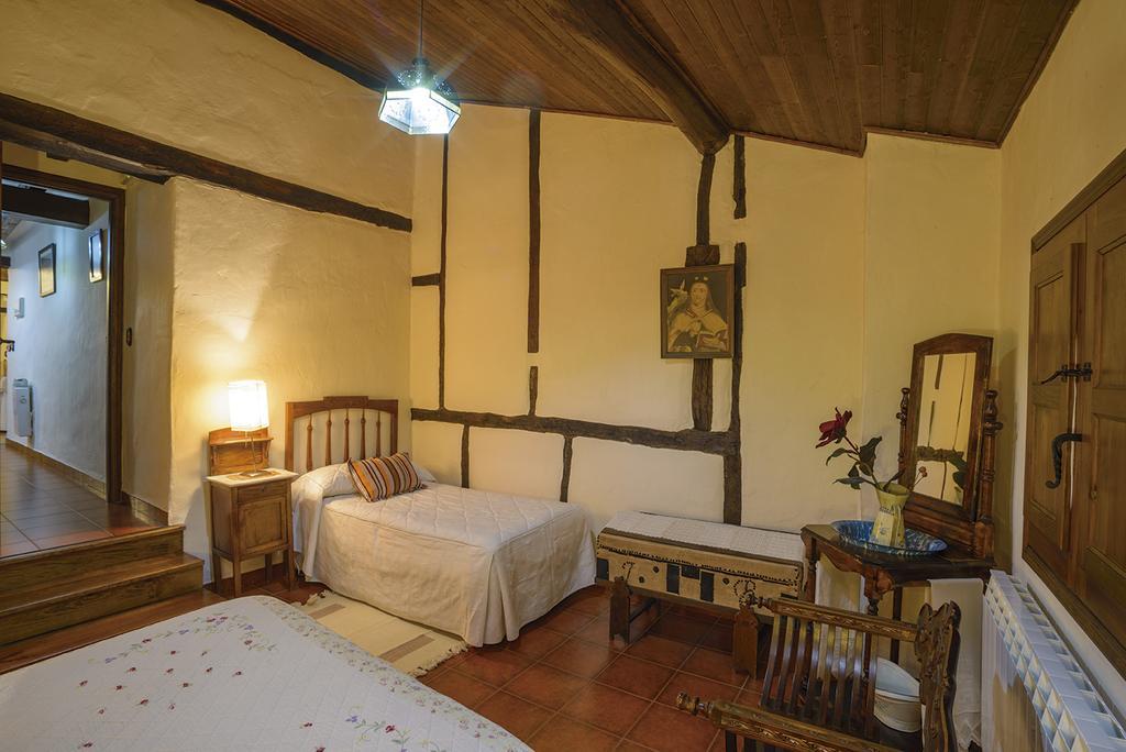 Apartamentos Rurales Tia Josefa Торнавакас Екстер'єр фото